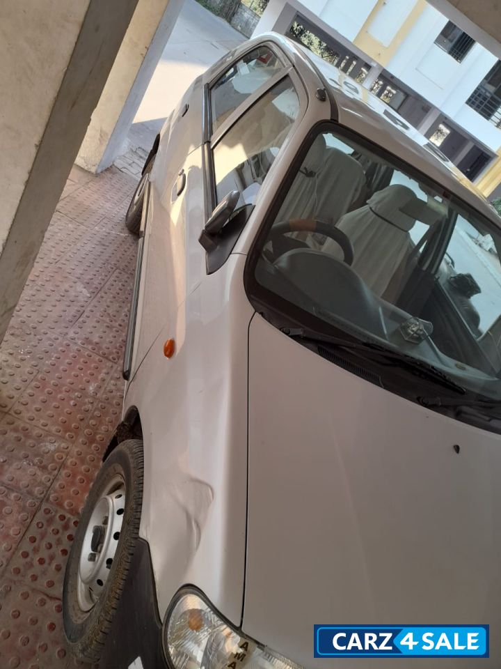 Silver Maruti Suzuki 800 Lxi bs4 cng plus petrol