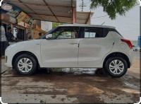 White Maruti Suzuki Swift Vdi