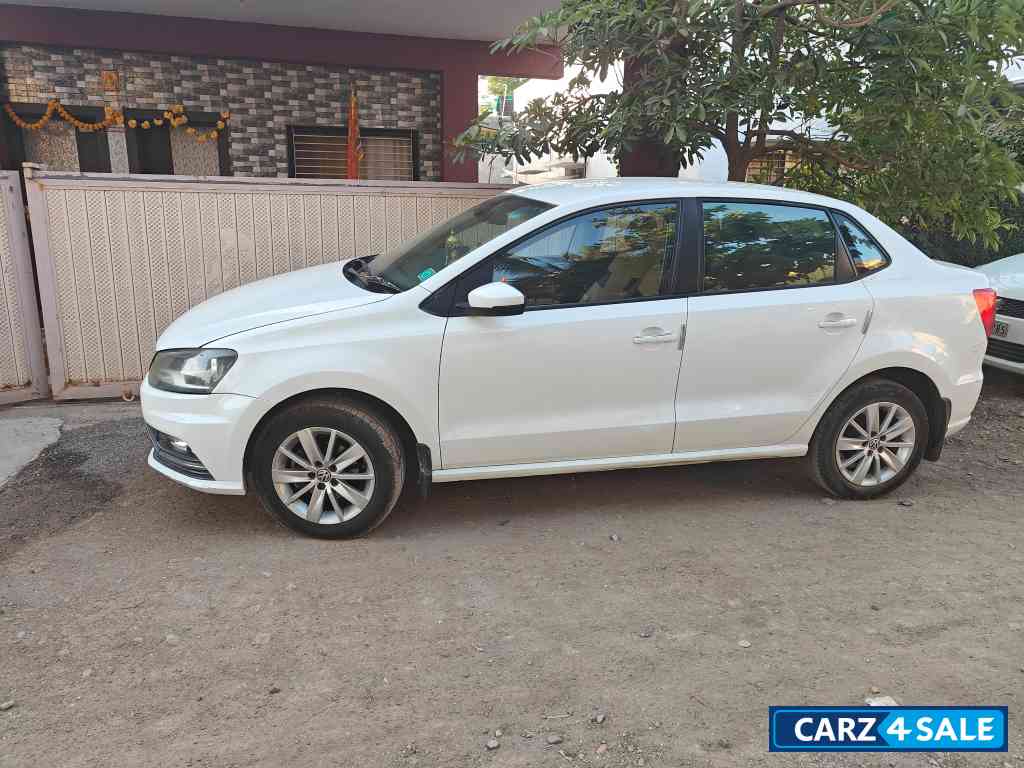 White Volkswagen Ameo 1.2 Highline petrol