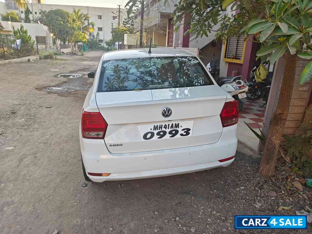 White Volkswagen Ameo 1.2 Highline petrol