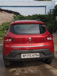 Red Renault Kwid RXT BSIV