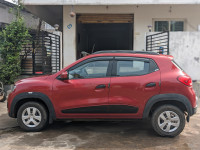 Red Renault Kwid RXT BSIV