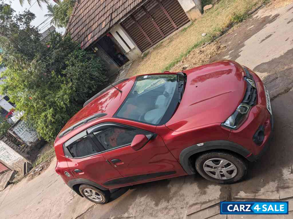 Red Renault Kwid RXT BSIV Red Renault Kwid RXT BSIV