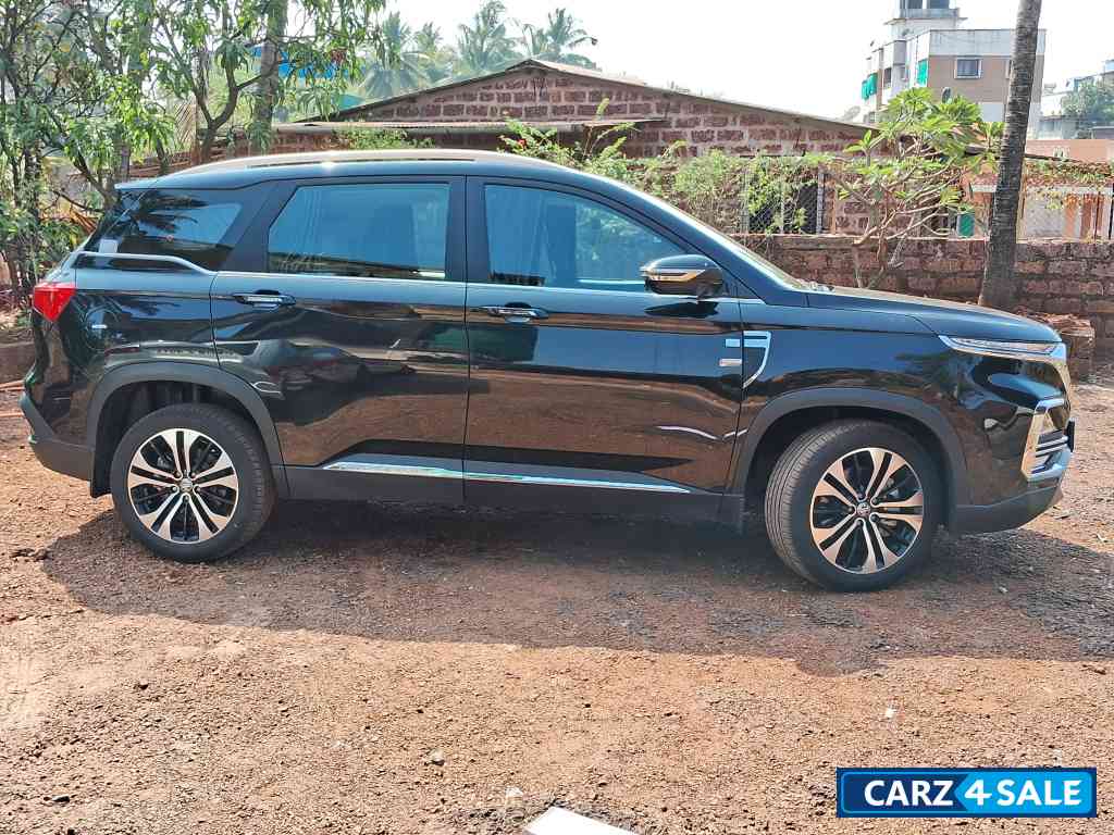 MG Hector CVT 1.5 Sharp Petrol