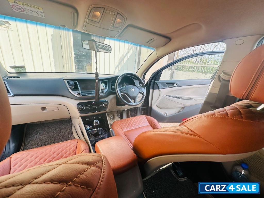 Black Hyundai Tucson Diesel