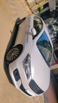Pearl White Maruti Suzuki Ciaz ZXI +
