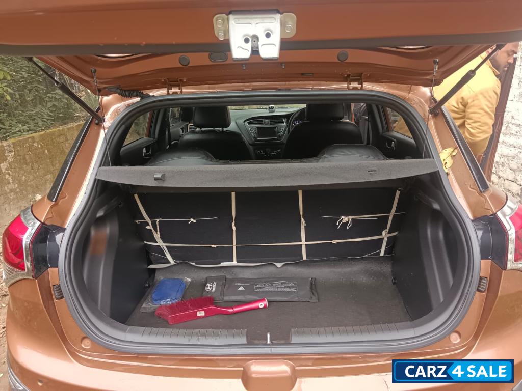 Hyundai i20 S PETROL