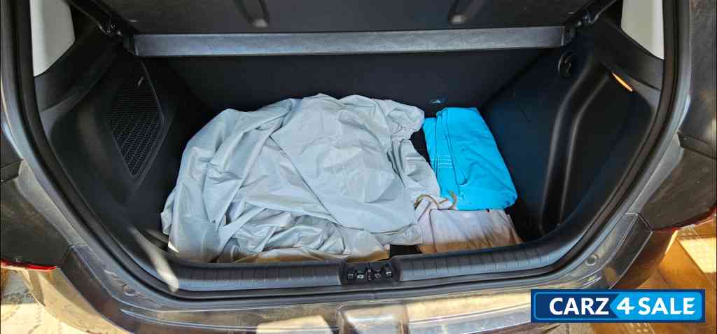 Hyundai i20 Asta 1.0 dct optional