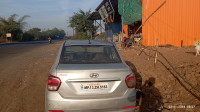 Hyundai Xcent Top