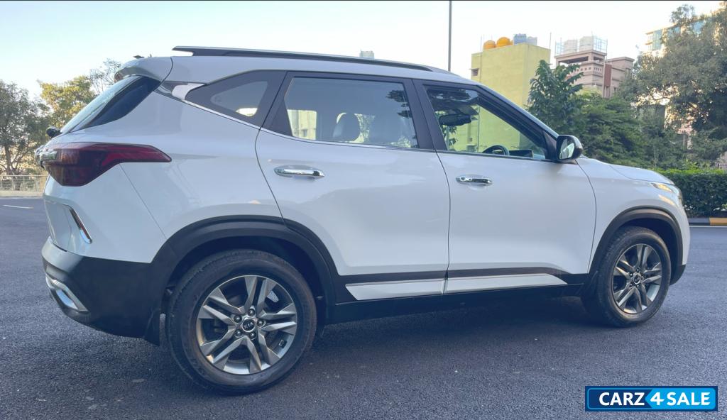 Kia Seltos HTX 1.5 MT