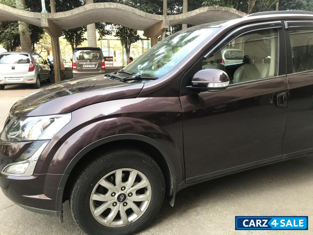O Purple Mahindra XUV 500 Manual