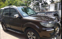 Tata Safari 2015 VX Storme