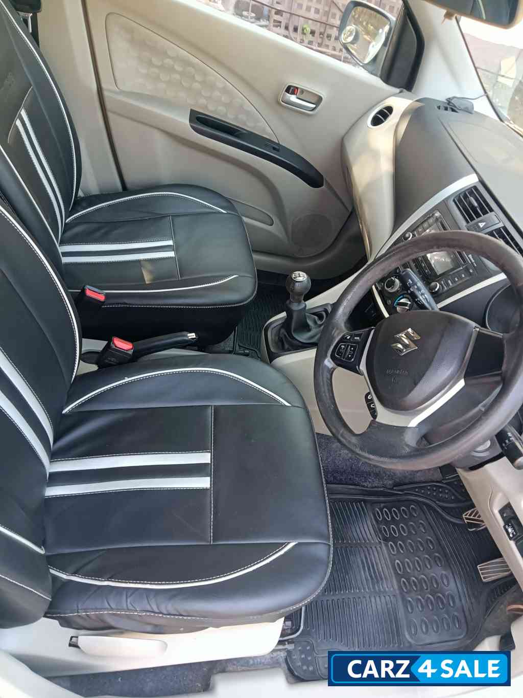 White Maruti Suzuki Celerio ZXI