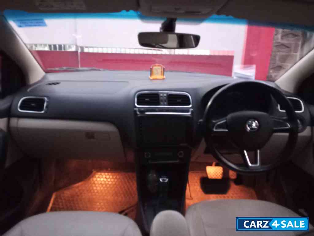 Carbon Steel Skoda Rapid Style 1.6CC Automatic, Petrol  Top variant