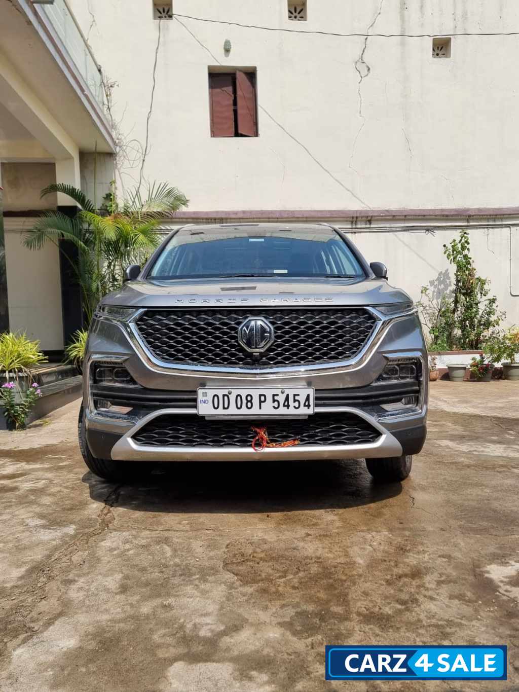 MG Hector Hybrid sharp 1.5MT