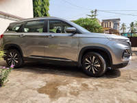 MG Hector Hybrid sharp 1.5MT