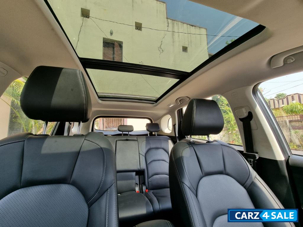 MG Hector Hybrid sharp 1.5MT