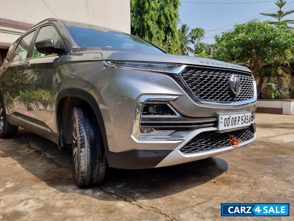 MG Hector Hybrid sharp 1.5MT