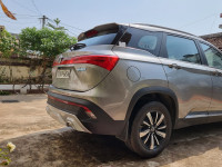 MG Hector Hybrid sharp 1.5MT