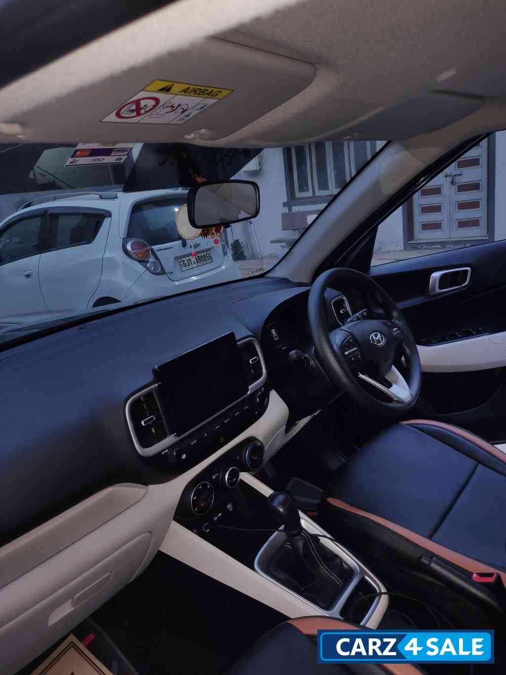 Hyundai Venue S (O) 1.2 Petrol 2023 BSVI