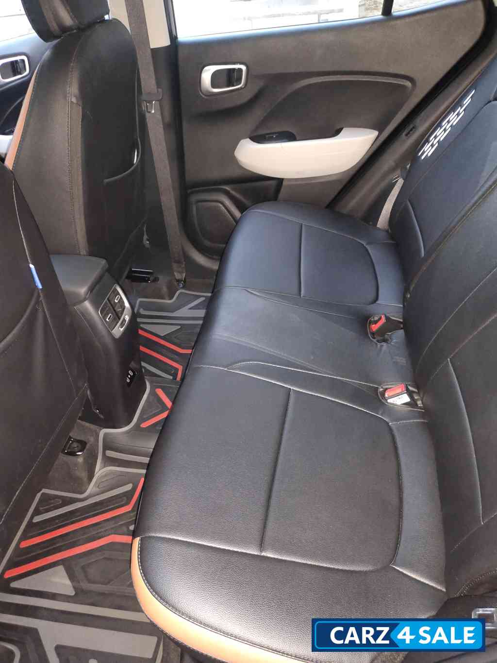 Hyundai Venue S (O) 1.2 Petrol 2023 BSVI