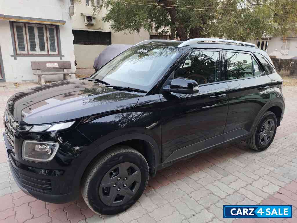 Hyundai Venue S (O) 1.2 Petrol 2023 BSVI