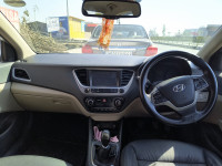 White Hyundai Verna Second top model  diesel