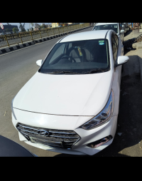 White Hyundai Verna Second top model  diesel