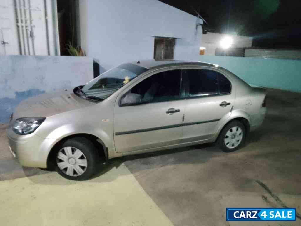 Platinum Ford Fiesta 1.4 Exi