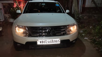 Pearl White Renault Duster RXL
