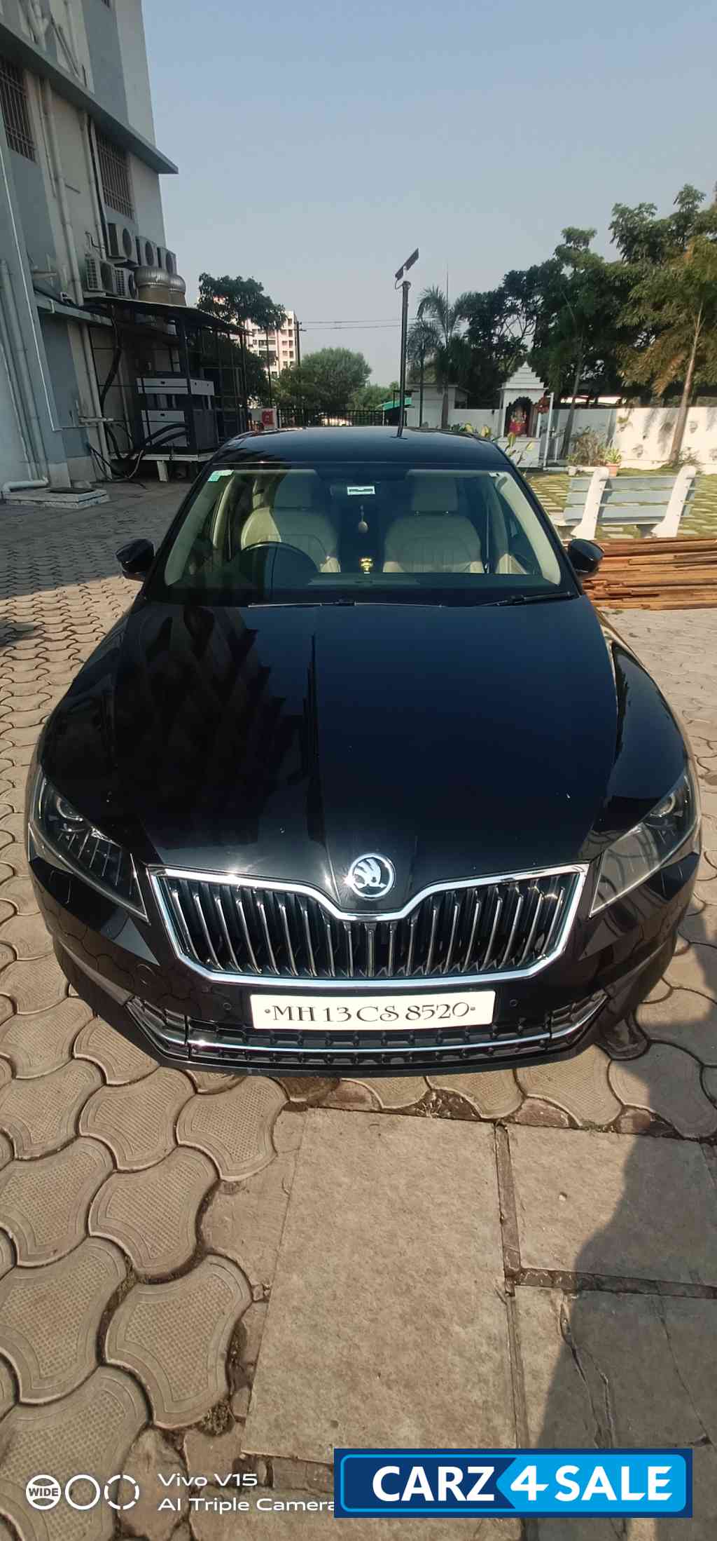 Magic Black Skoda Superb 132 kw,TSI