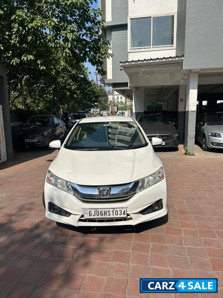 White Honda City 1.5 VMT PETROL BS-IV