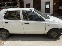 White Maruti Suzuki Alto STD