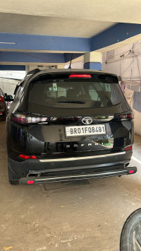 Tata Safari XT Plus Dark Edition