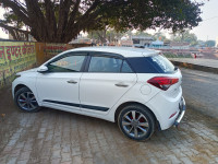 White Hyundai Elite i20 Asta1.4