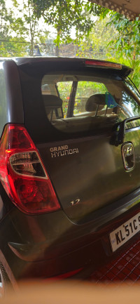 Carbon Grey Hyundai i10 Sportz 1.2 liter