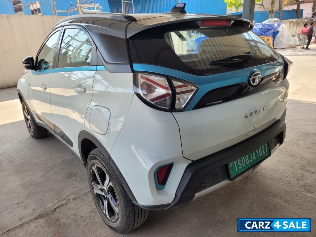 Tata Nexon Ev-XZ+LUX