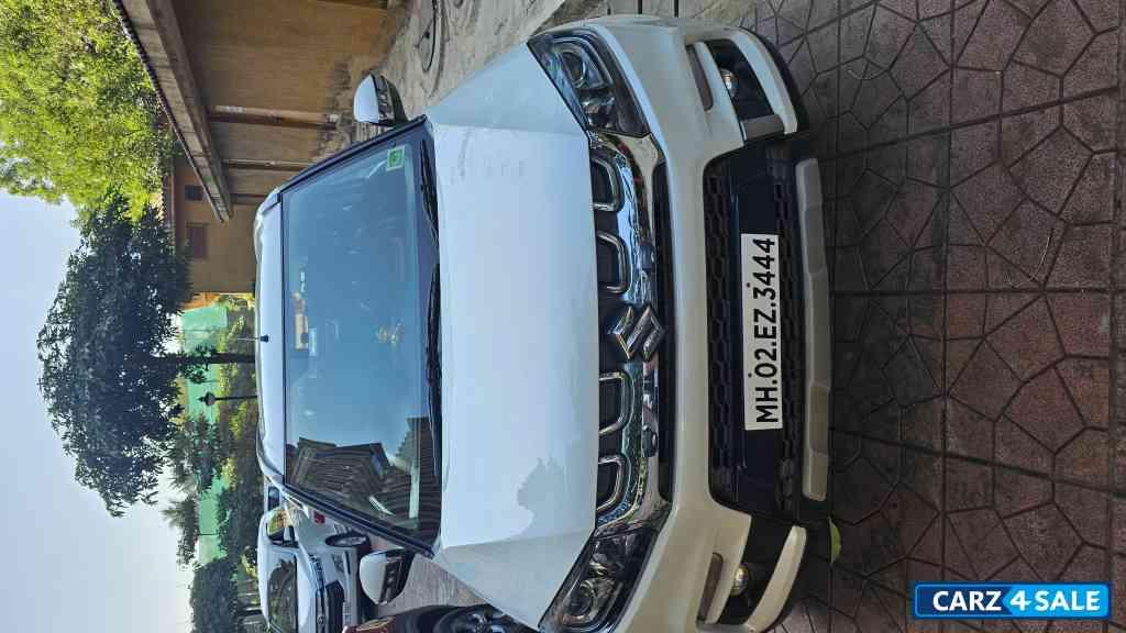White Maruti Suzuki Vitara Brezza Zdi plus