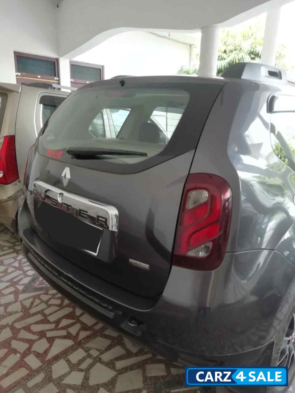 Renault Duster 85ps RXZ manual diesel