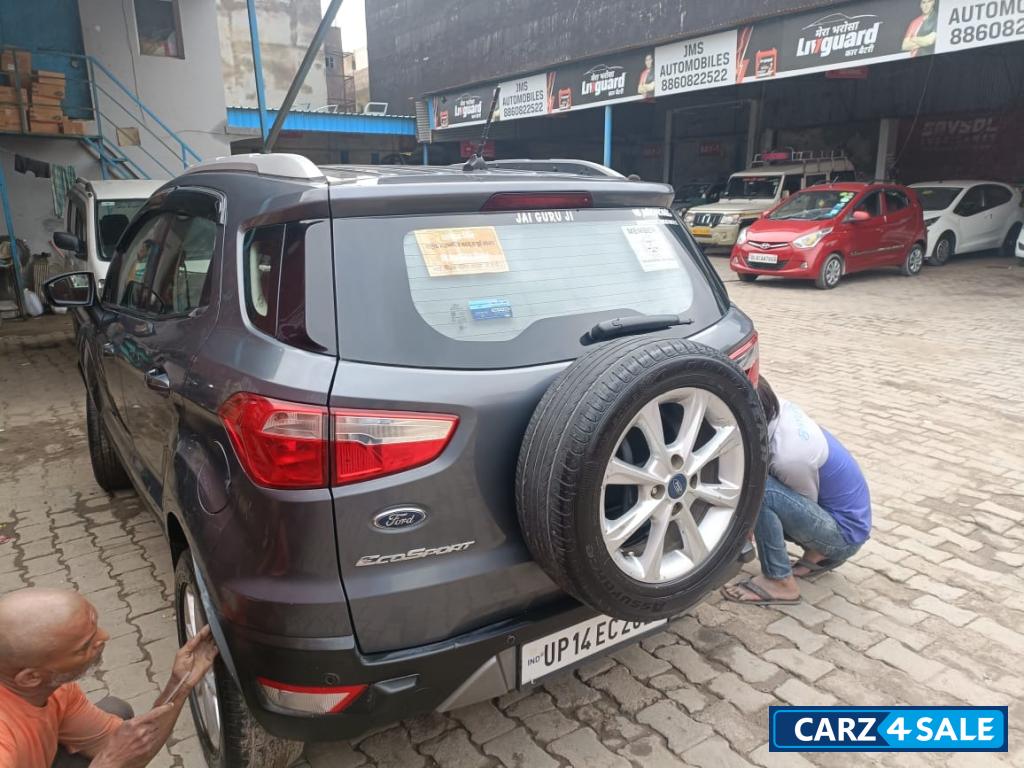 Ford EcoSport 1.5 Diesel Titanium MT