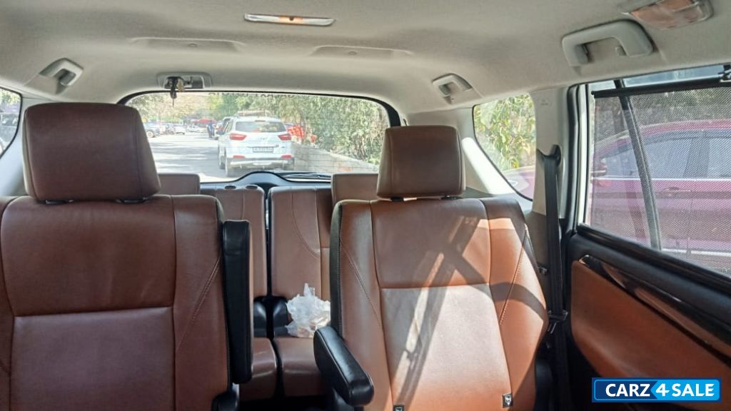 Toyota Cresta 2.8 ZX AT 7 Str