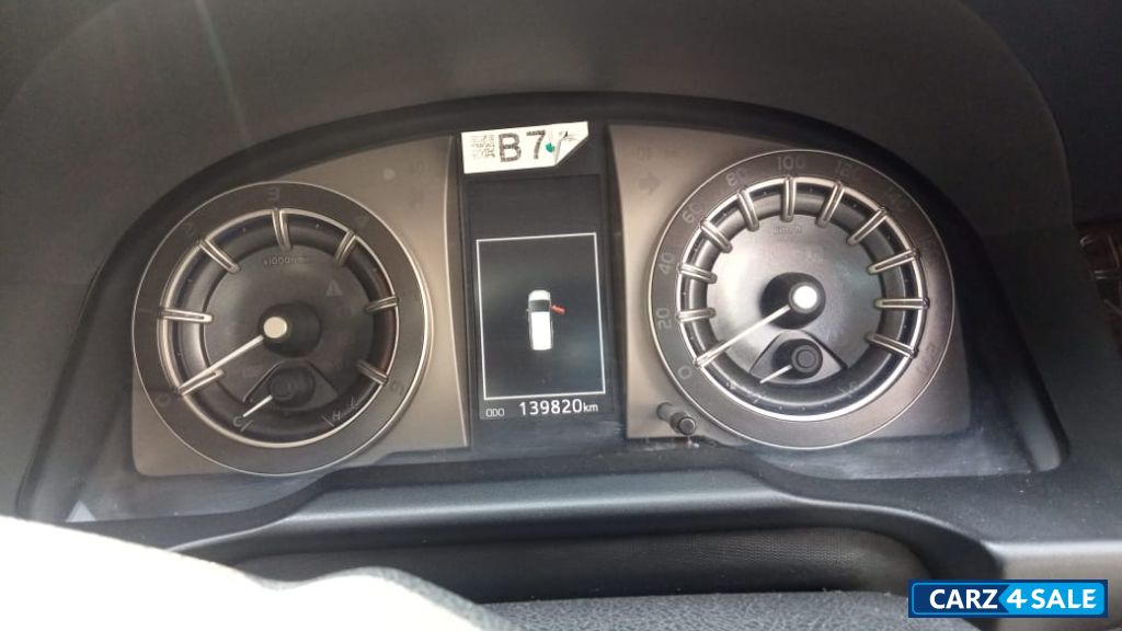 Toyota Cresta 2.8 ZX AT 7 Str