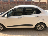 White Hyundai Xcent CRDI S BS IV