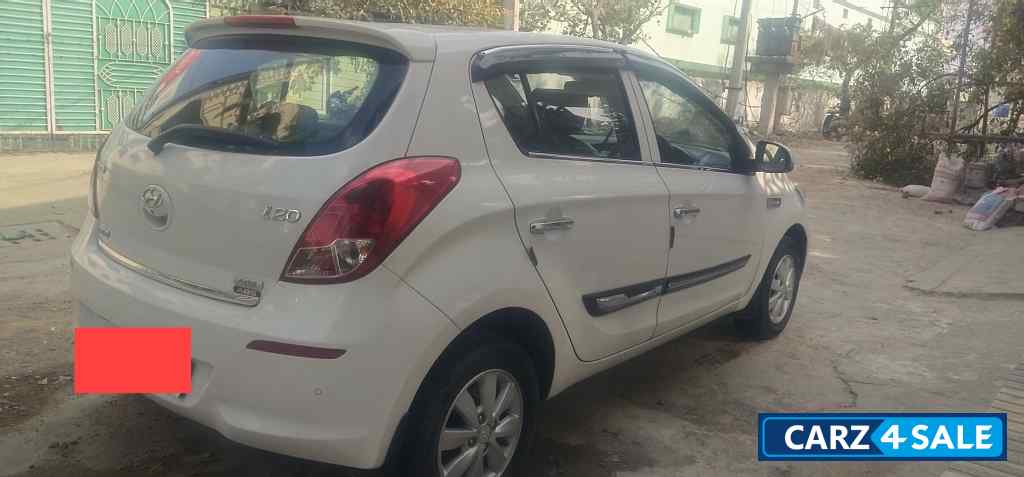Hyundai i20 Asta Diesel MT