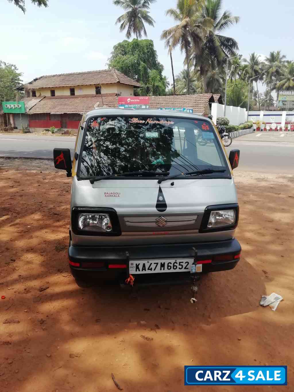 Silver Maruti Suzuki Omni E Utsav