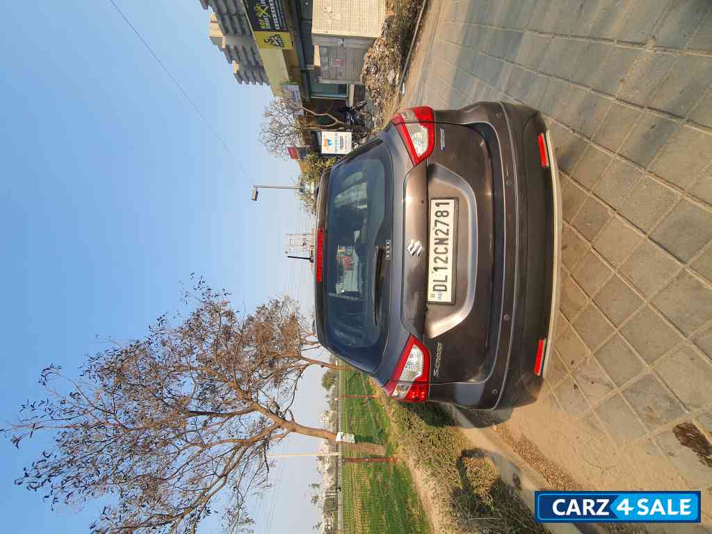 Maruti Suzuki S-Cross Zeta1.3