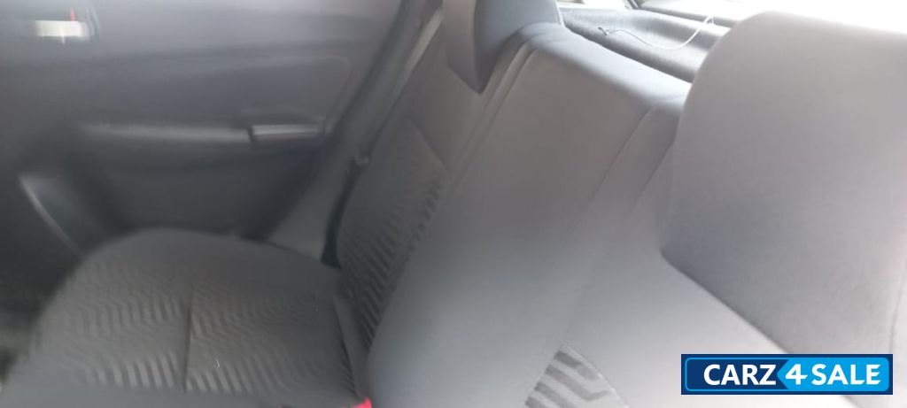 Maruti Suzuki Swift Vxi