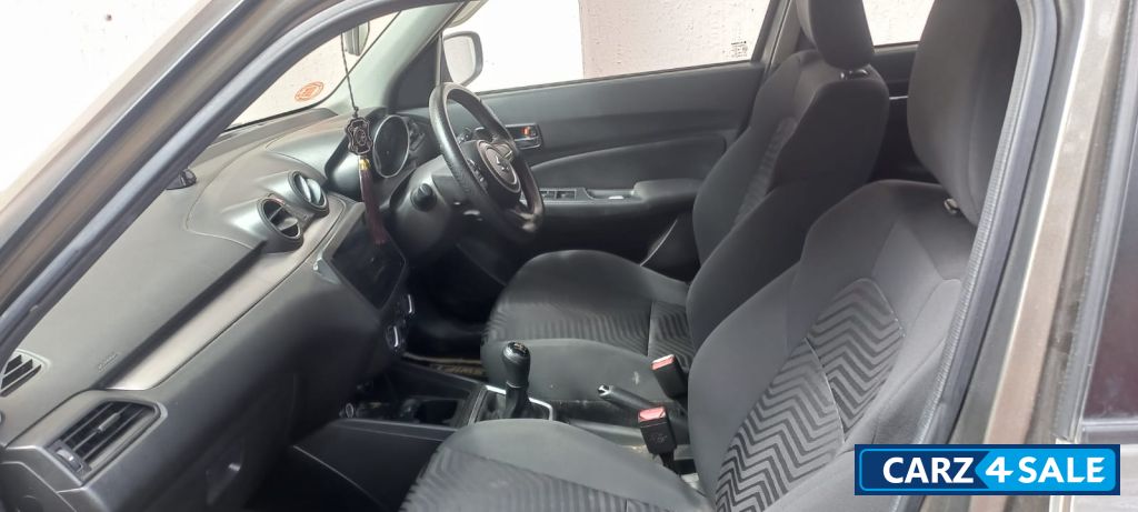 Maruti Suzuki Swift Vxi