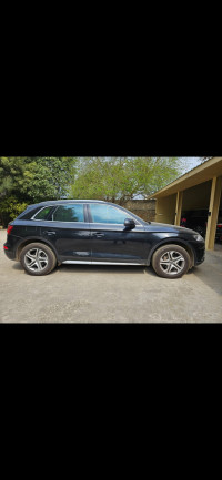 Audi Q5 40tdi premium plus