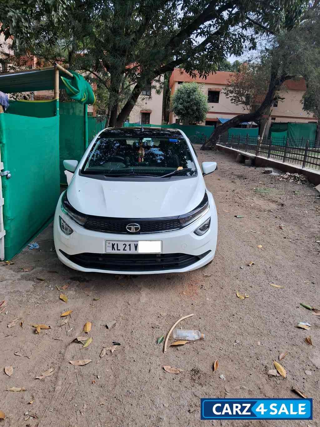 Tata Altroz XM Rhythm Plus style